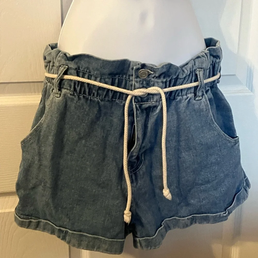 PacSun Mom Jean Short - Picture 5 of 7